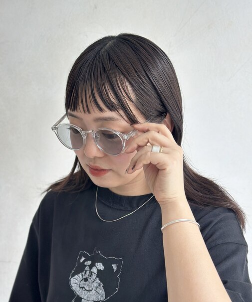 ボストン型クリアフレームサングラス